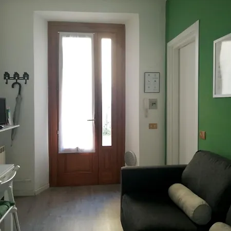 Casa * Como
